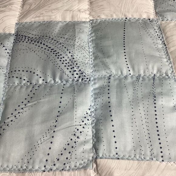 NWOT. Hand Crafted Reversible Quilted Stuffed Animal/Doll Quilt with Pillow - Picture 3 of 6